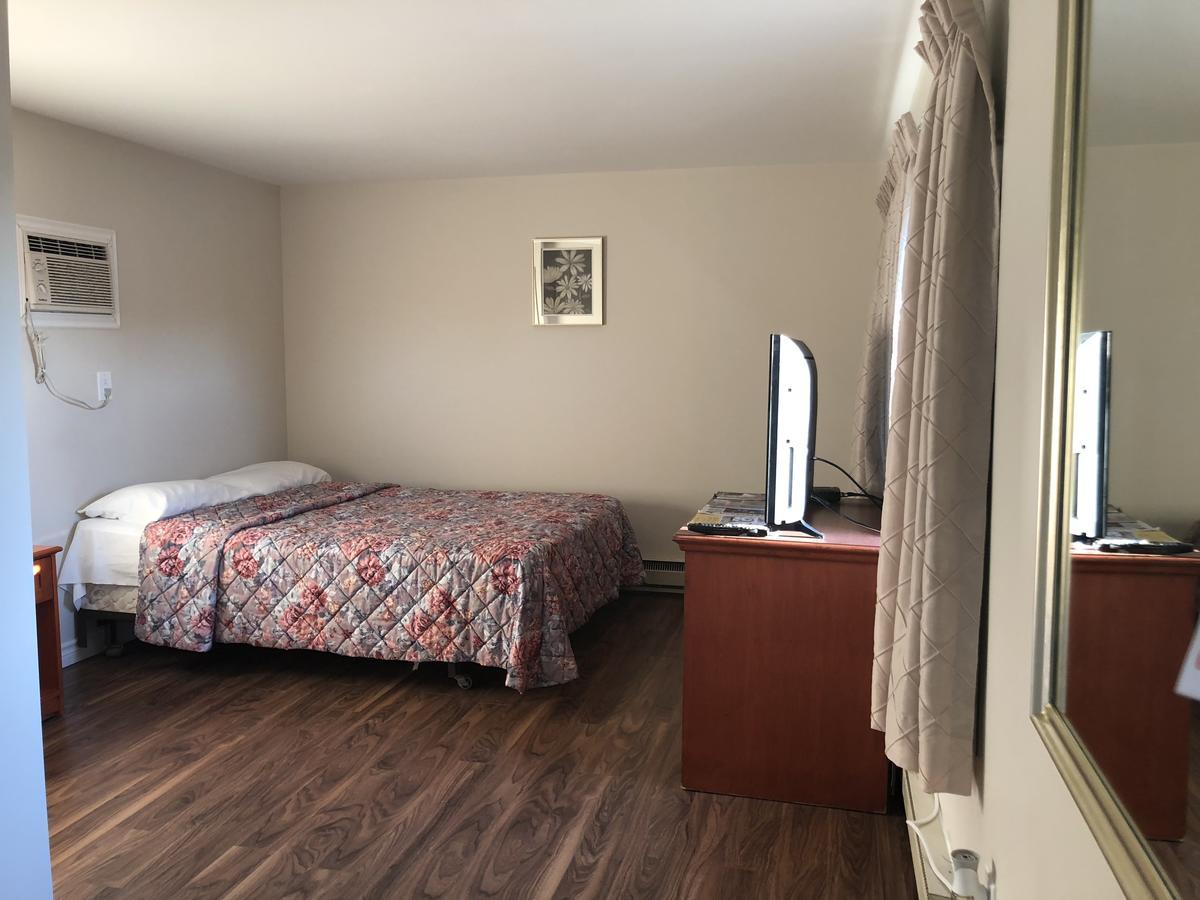 Kincardinite Motel Ripley Экстерьер фото